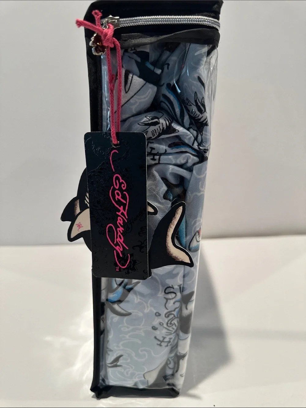 NWT Ed Hardy Shark’s Collection 6 Piece Queen Sheet Set with 4 Pillowcases.